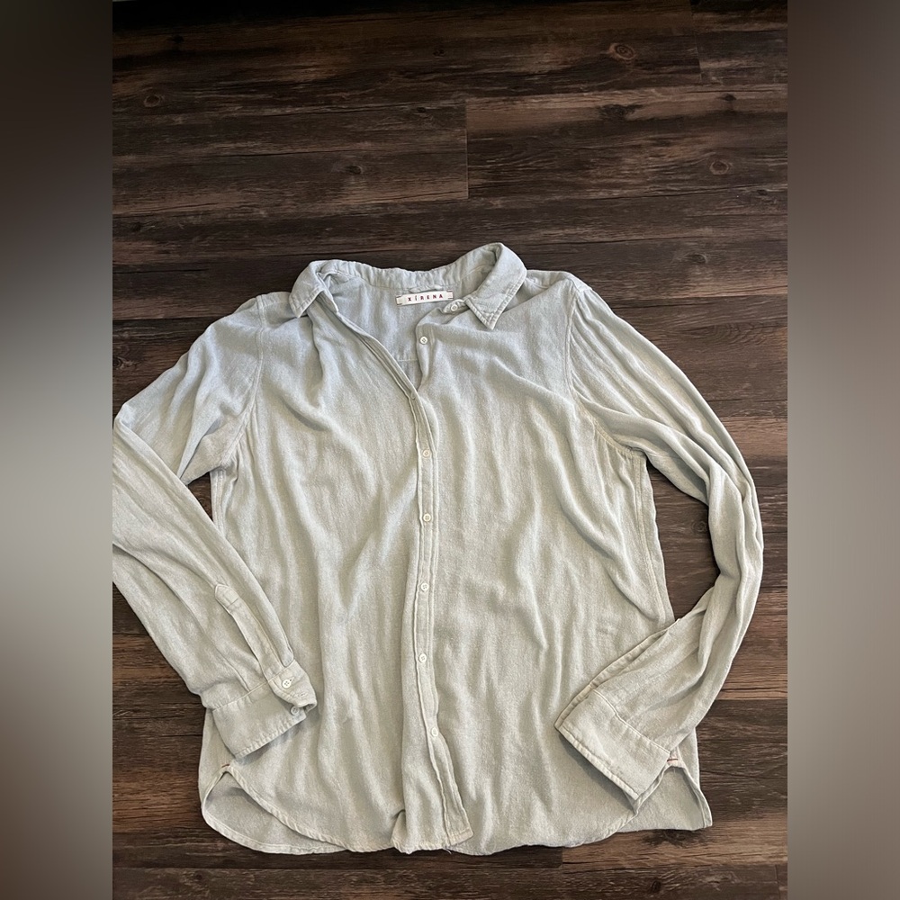 XIRENA button up top